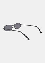 Load image into Gallery viewer, Trinity Sunglasses
