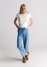 Load image into Gallery viewer, Harlow High Rise Jeans
