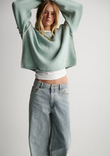 Load image into Gallery viewer, Super Wide Jeans
