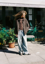 Load image into Gallery viewer, Bonnie Barrel Jeans
