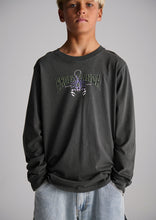 Load image into Gallery viewer, Common Long Sleeve
