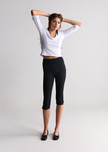 Load image into Gallery viewer, Yoga Capris
