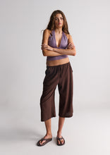 Load image into Gallery viewer, Cropped Noosa Pants
