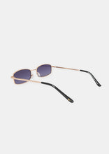 Load image into Gallery viewer, Megan Sunglasses
