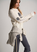 Load image into Gallery viewer, Euro Long Sleeve Top
