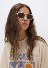 Load image into Gallery viewer, Lola Sunglasses
