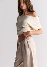 Load image into Gallery viewer, Cropped Noosa Pants
