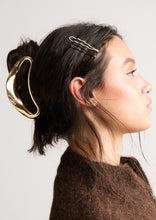 Load image into Gallery viewer, Wavy Bobby Pins

