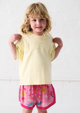 Load image into Gallery viewer, Scar Tee

