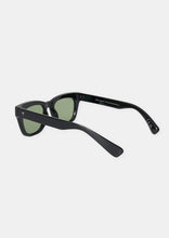 Load image into Gallery viewer, Nomad Sunglasses
