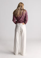 Load image into Gallery viewer, Baggy Low Rise Jeans
