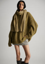 Load image into Gallery viewer, Addis Scarf
