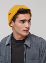 Load image into Gallery viewer, Fisho Beanie
