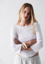 Load image into Gallery viewer, Devon Quarter Sleeve Top
