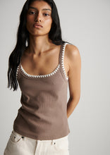 Load image into Gallery viewer, Valentina Singlet
