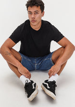 Load image into Gallery viewer, Basic Vintage Tee
