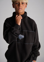 Load image into Gallery viewer, Panel Quarter Zip
