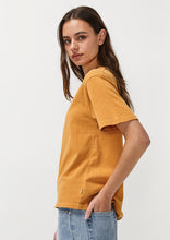 Load image into Gallery viewer, Basic Billie Tee
