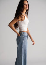 Load image into Gallery viewer, Baggy Low Rise Jeans
