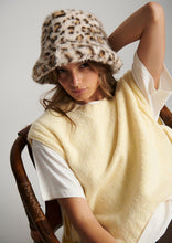 Load image into Gallery viewer, Leo Bucket Hat

