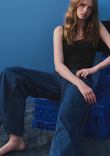 Load image into Gallery viewer, Baggy Low Rise Jeans
