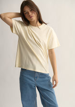 Load image into Gallery viewer, Basic Boyfriend Tee

