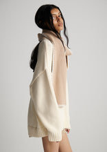 Load image into Gallery viewer, Elsa Scarf
