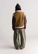 Load image into Gallery viewer, Reversible Pinnacle Vest
