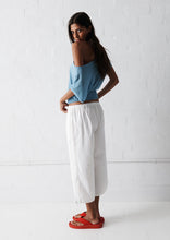 Load image into Gallery viewer, Whitney Capri Pants
