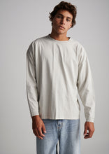 Load image into Gallery viewer, Basic Maui Long Sleeve
