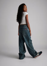 Load image into Gallery viewer, Cameron Jeans
