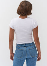 Load image into Gallery viewer, Basic Cali Frill Tee
