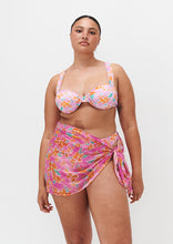Load image into Gallery viewer, Beach Sarong

