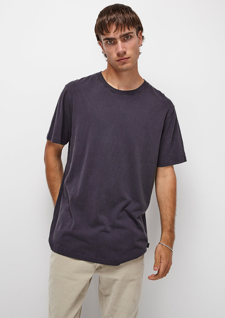 Basic Vantage Tee