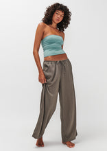 Load image into Gallery viewer, Noosa Pants
