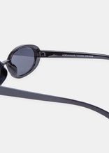 Load image into Gallery viewer, Morgan Sunglasses
