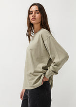 Load image into Gallery viewer, Basic Thrift Long Sleeve
