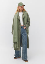 Load image into Gallery viewer, Tassle Scarf
