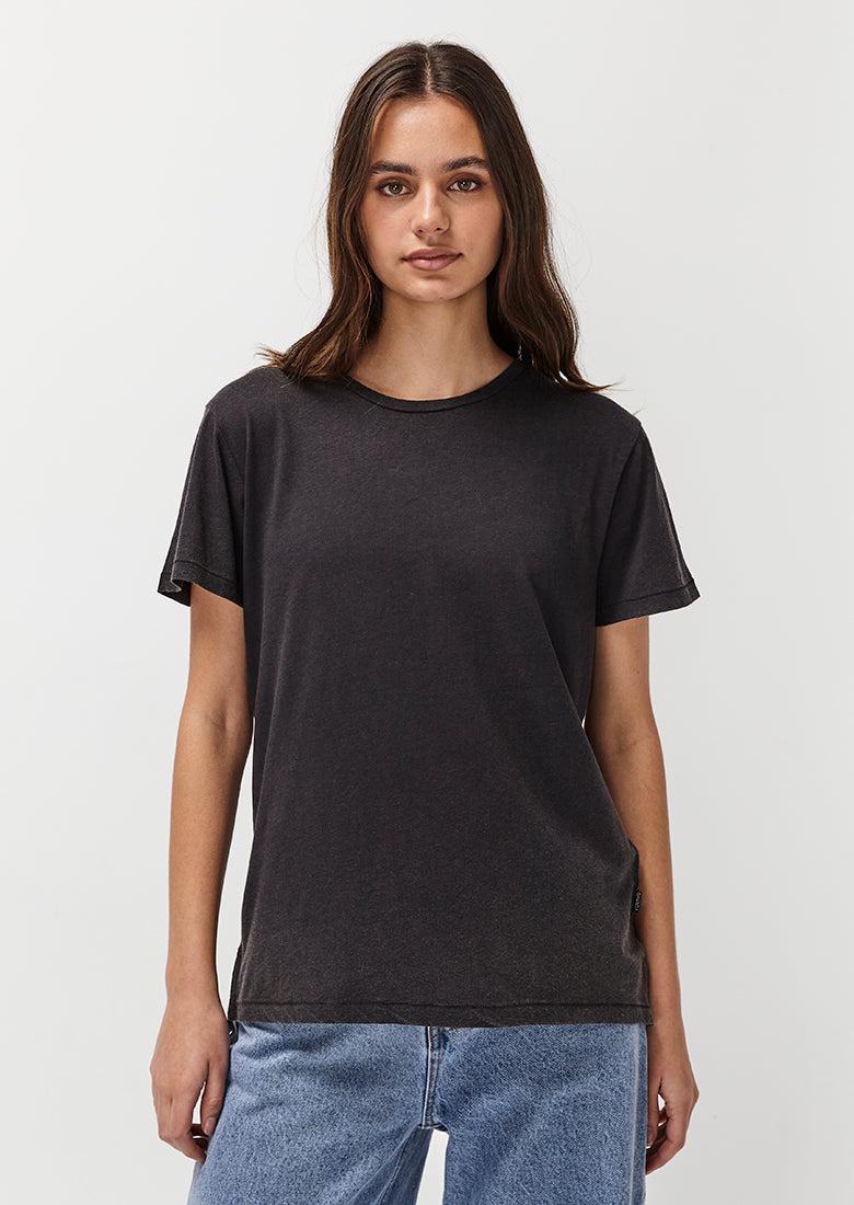 Basic Indi Tee